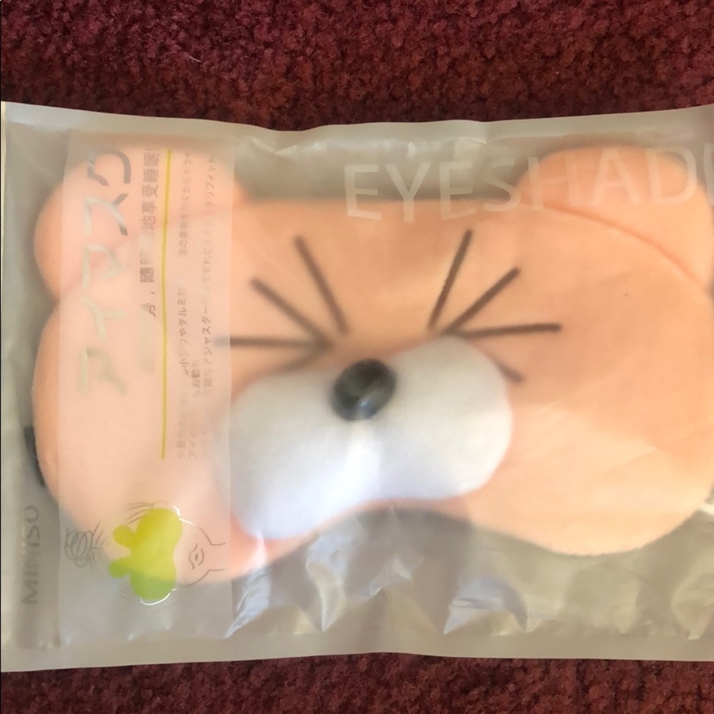 Eye mask